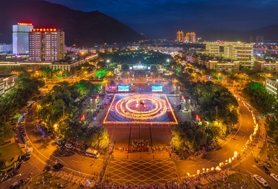 攀枝花市米易縣舉辦少數(shù)民族傳統(tǒng)文體活動(dòng)慶祝新中國(guó)70華誕